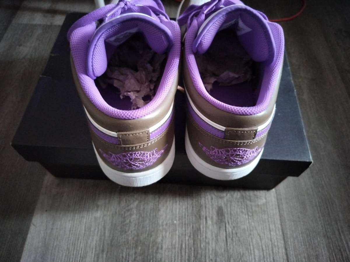 Air Jordan 1 Low Palomino