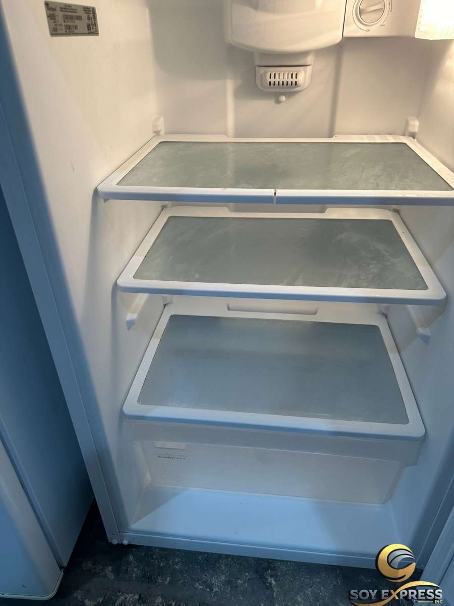 Whirlpool refrigerator top and bottom 24W
