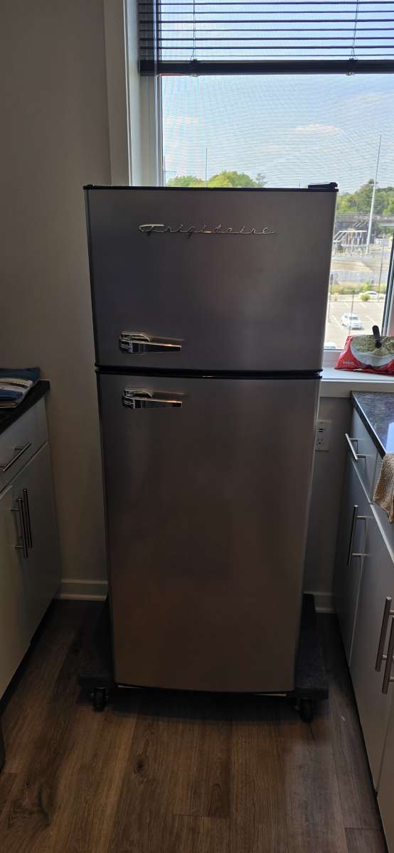 Frigidaire Mini Refrigerator with top freezer
