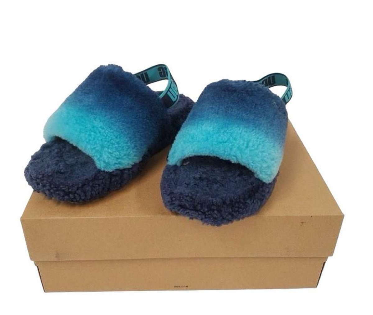 UGG NIB Fluff Yeah Slide Gradient 60 Youth Size 4 Fits US Wo