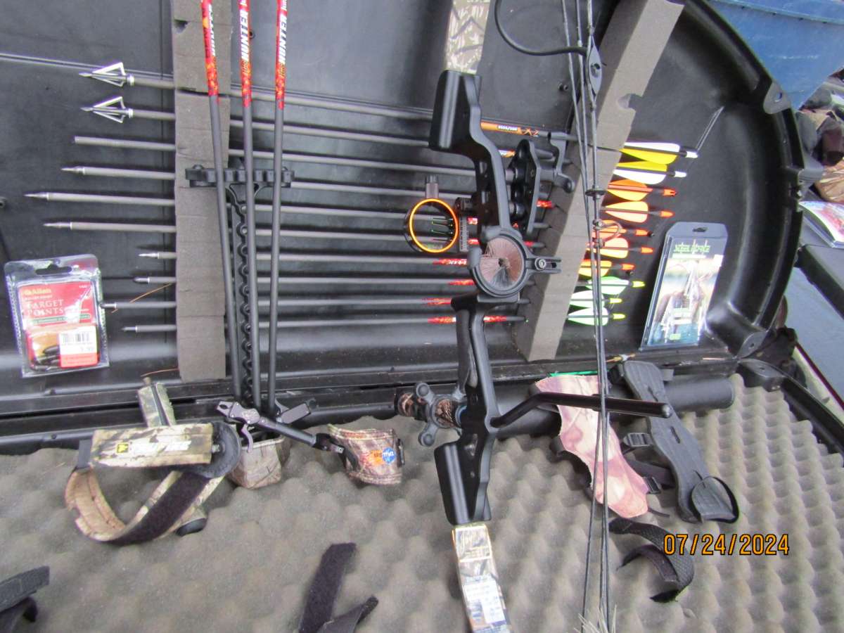 Browning compound bow