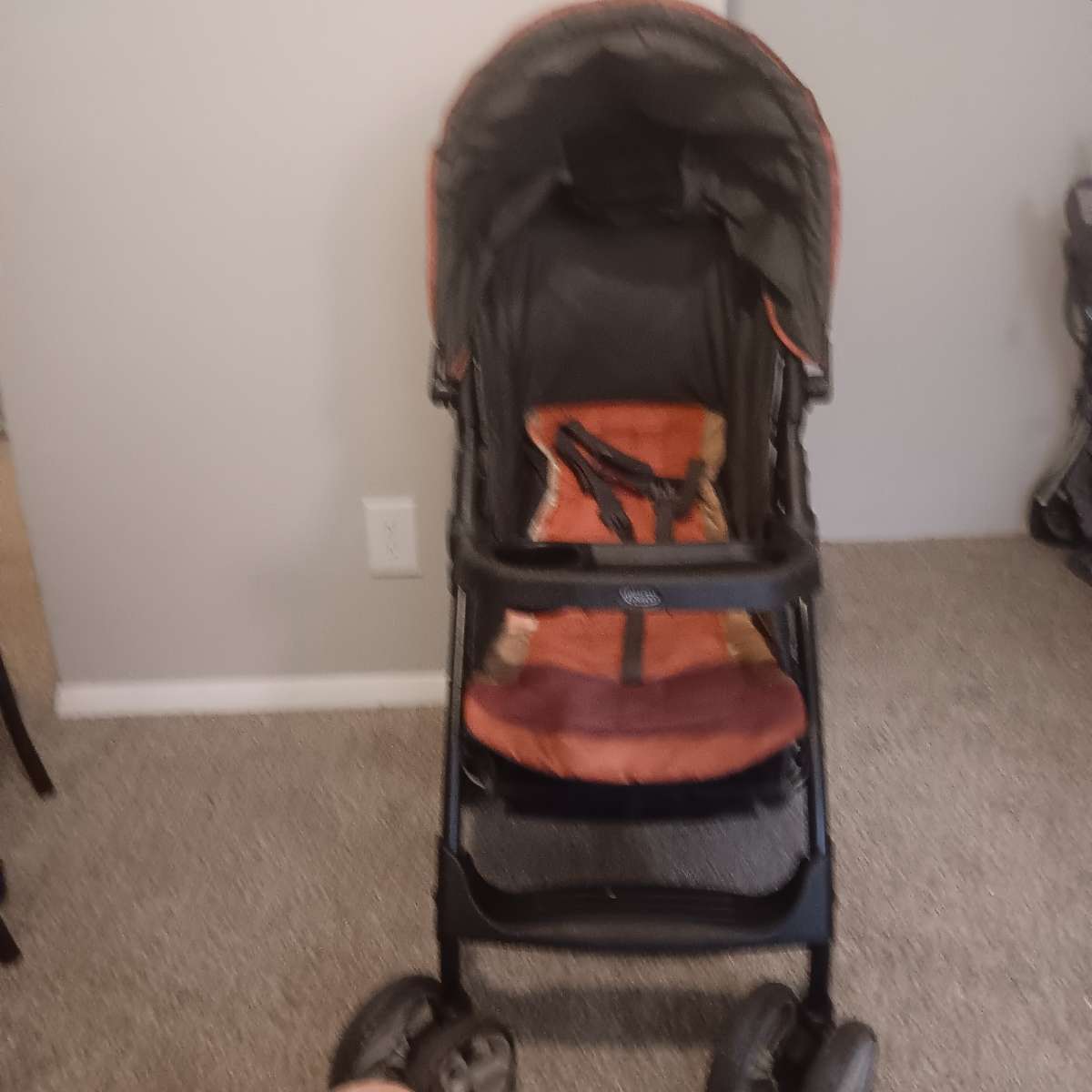 stroller n