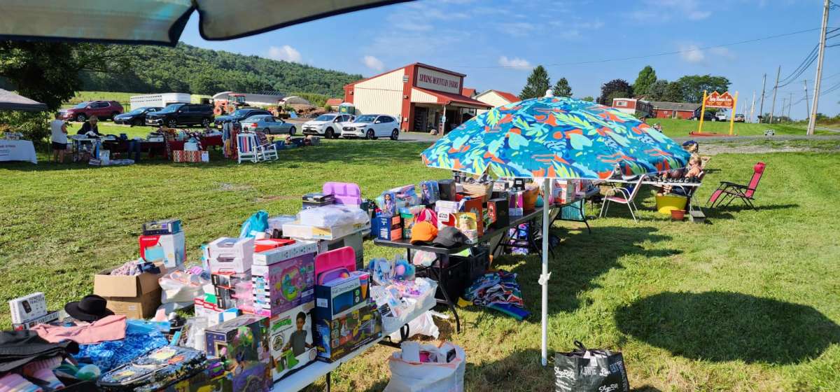 Toys Beach Chairs Camping  Tents Kitchen Items Accessories