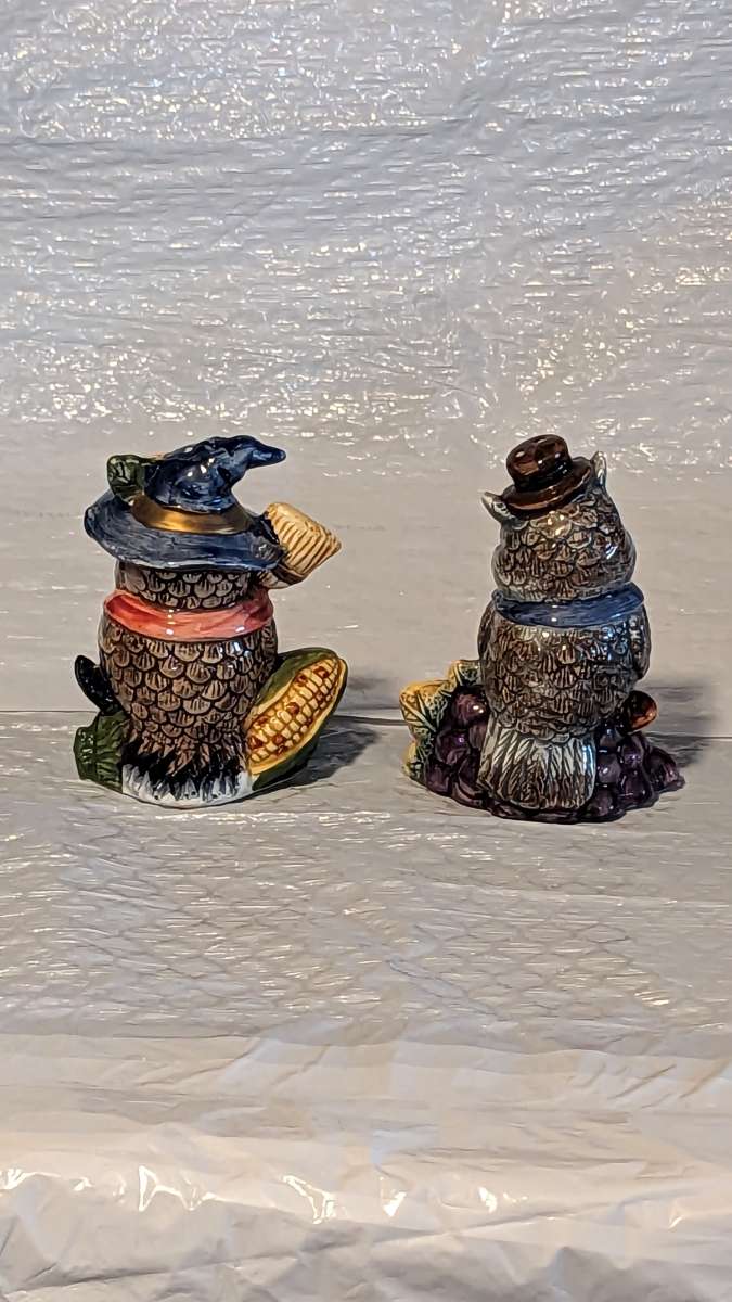 Owl Harvest Salt and Pepper Set Ceramic In Original Box