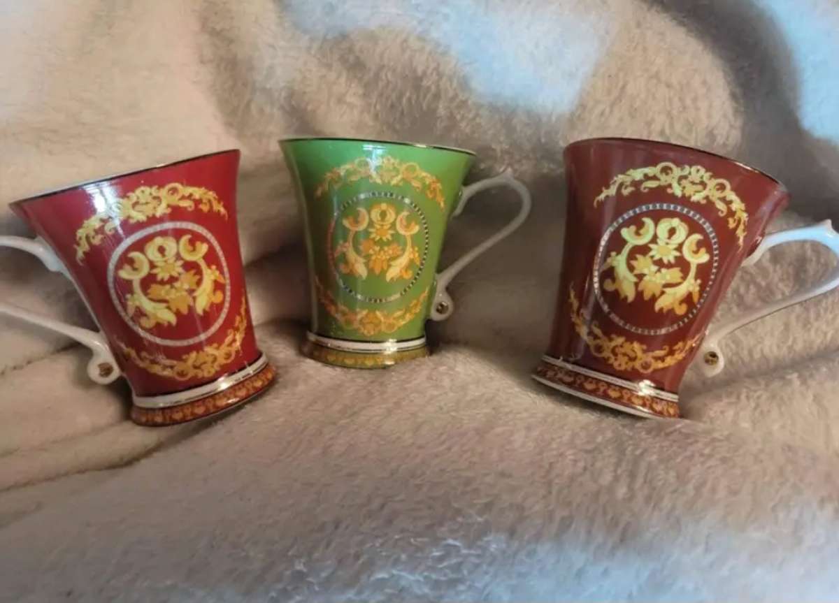 Bijoux Terner set of 3 tea cups with saucers