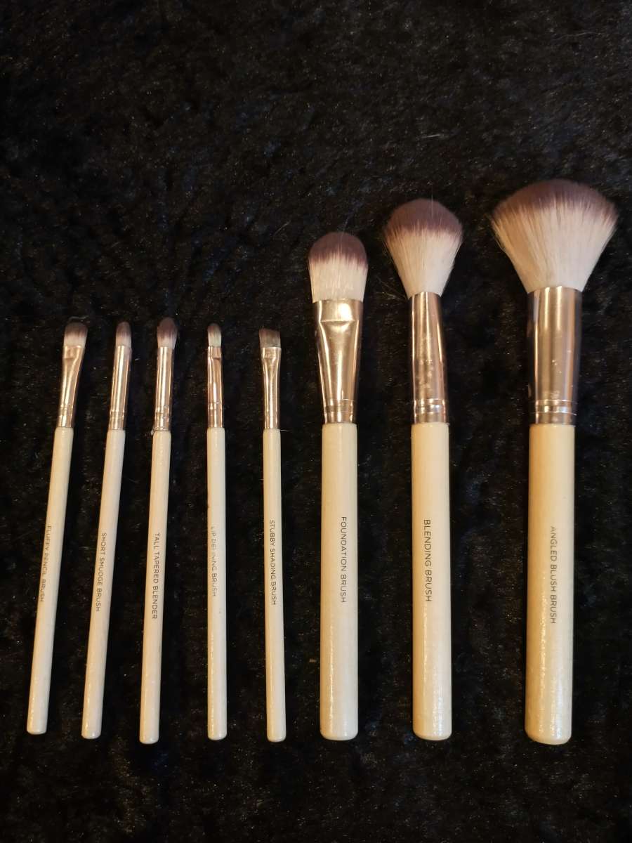 MAKEUP PALETTE BUNDLE