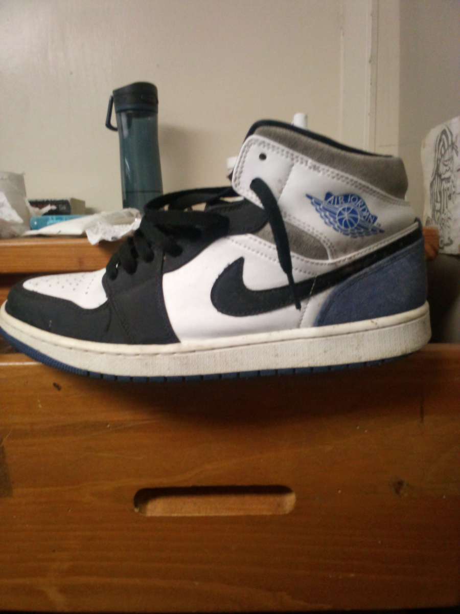 Nike Air Jordan 1 SE