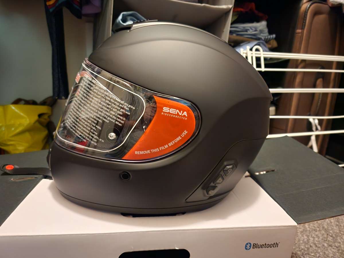 sena helmet