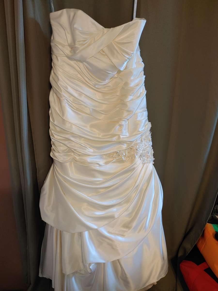 Mermaid Style Wedding Dress
