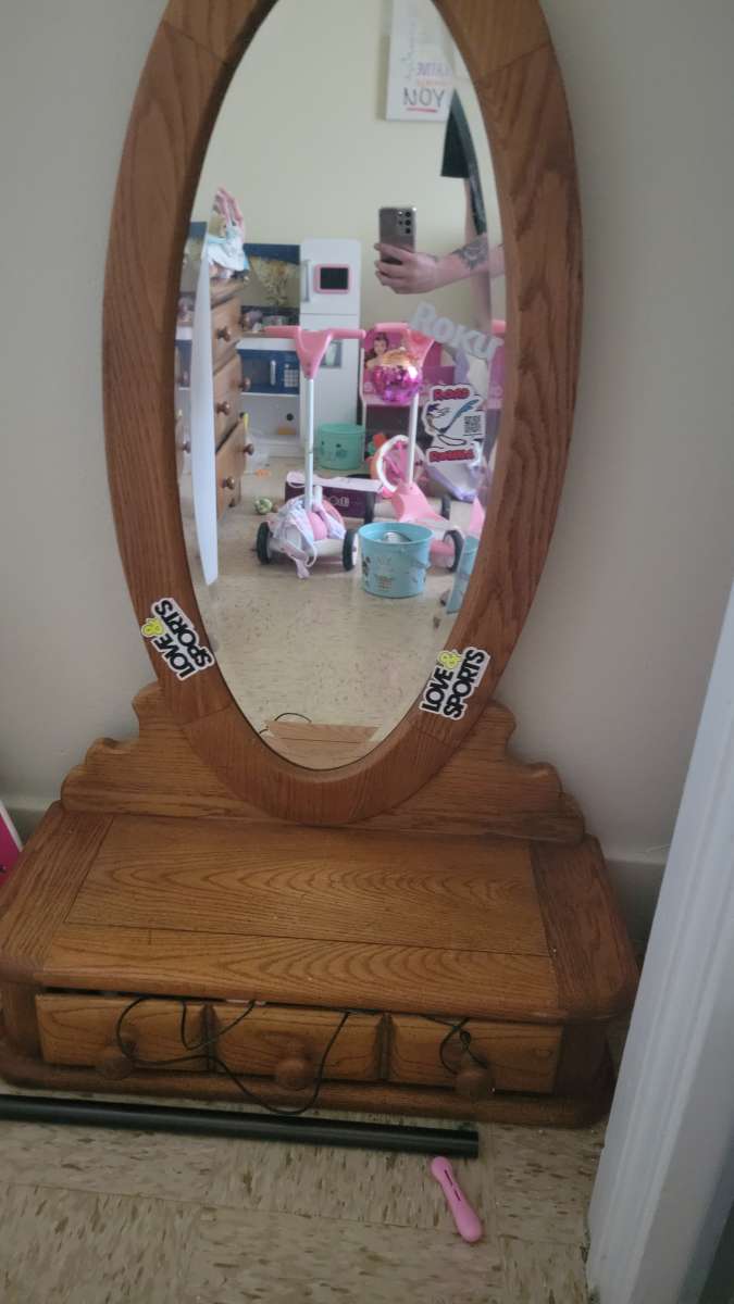 vanity  dresser real wood