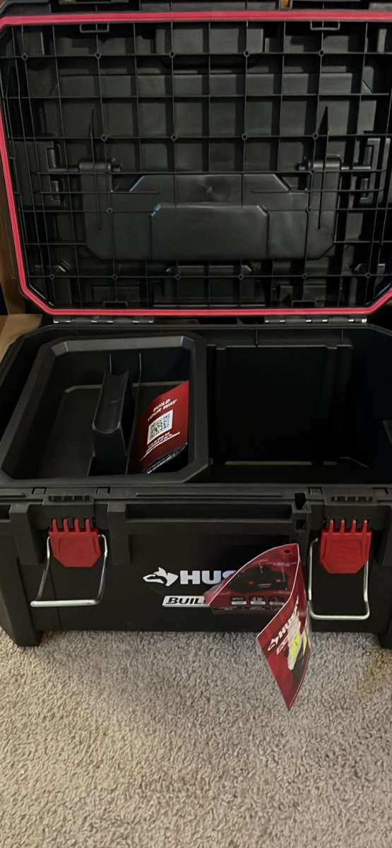 Large Husky Toolbox