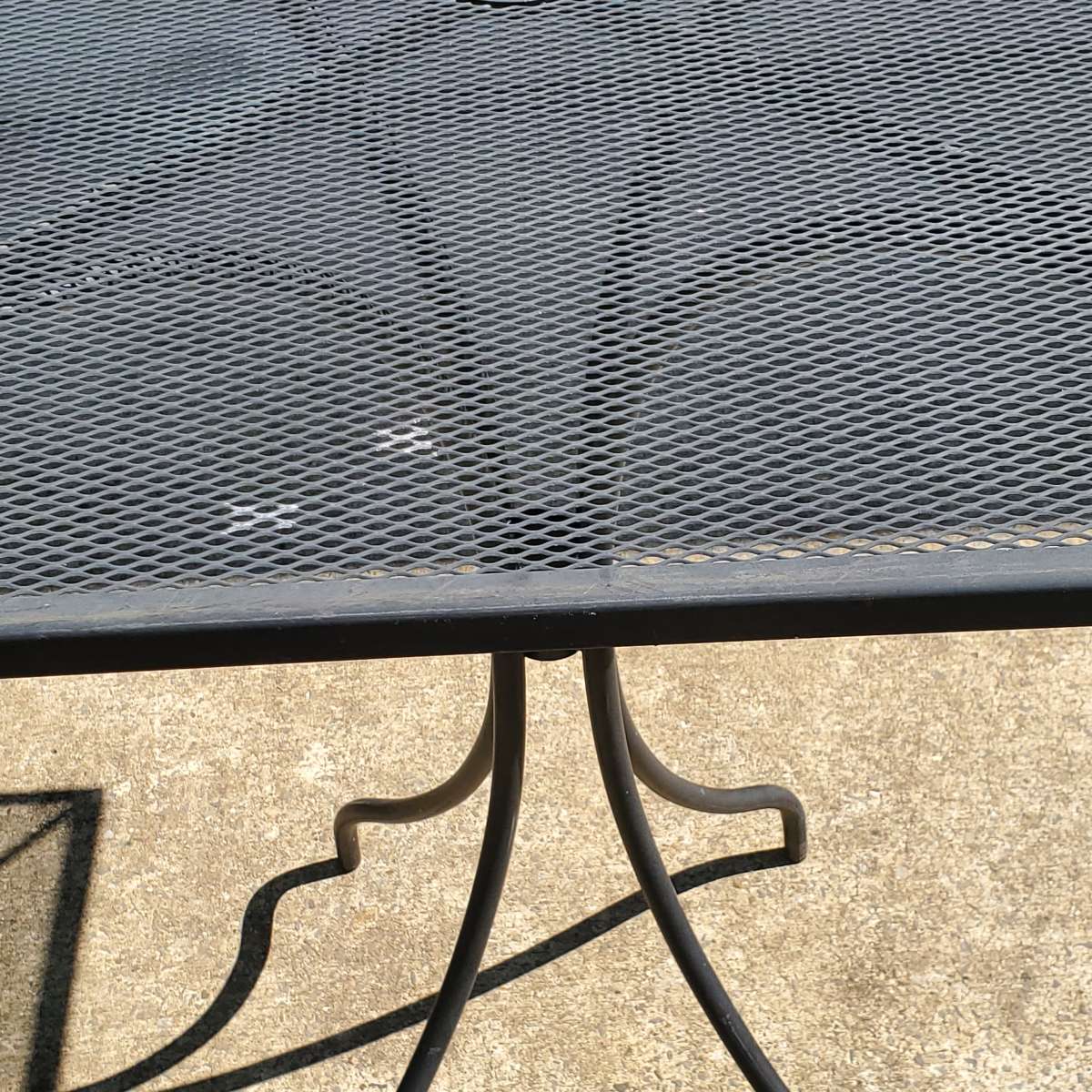 Bar Height Wrought Iron Table W Umbrella Hole 36x36x42