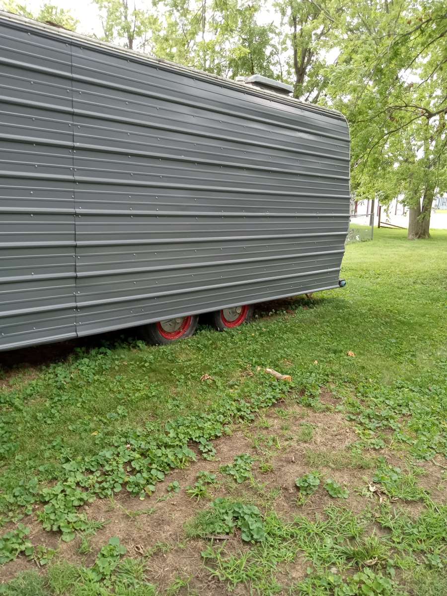 camper or food trailer no title need finish