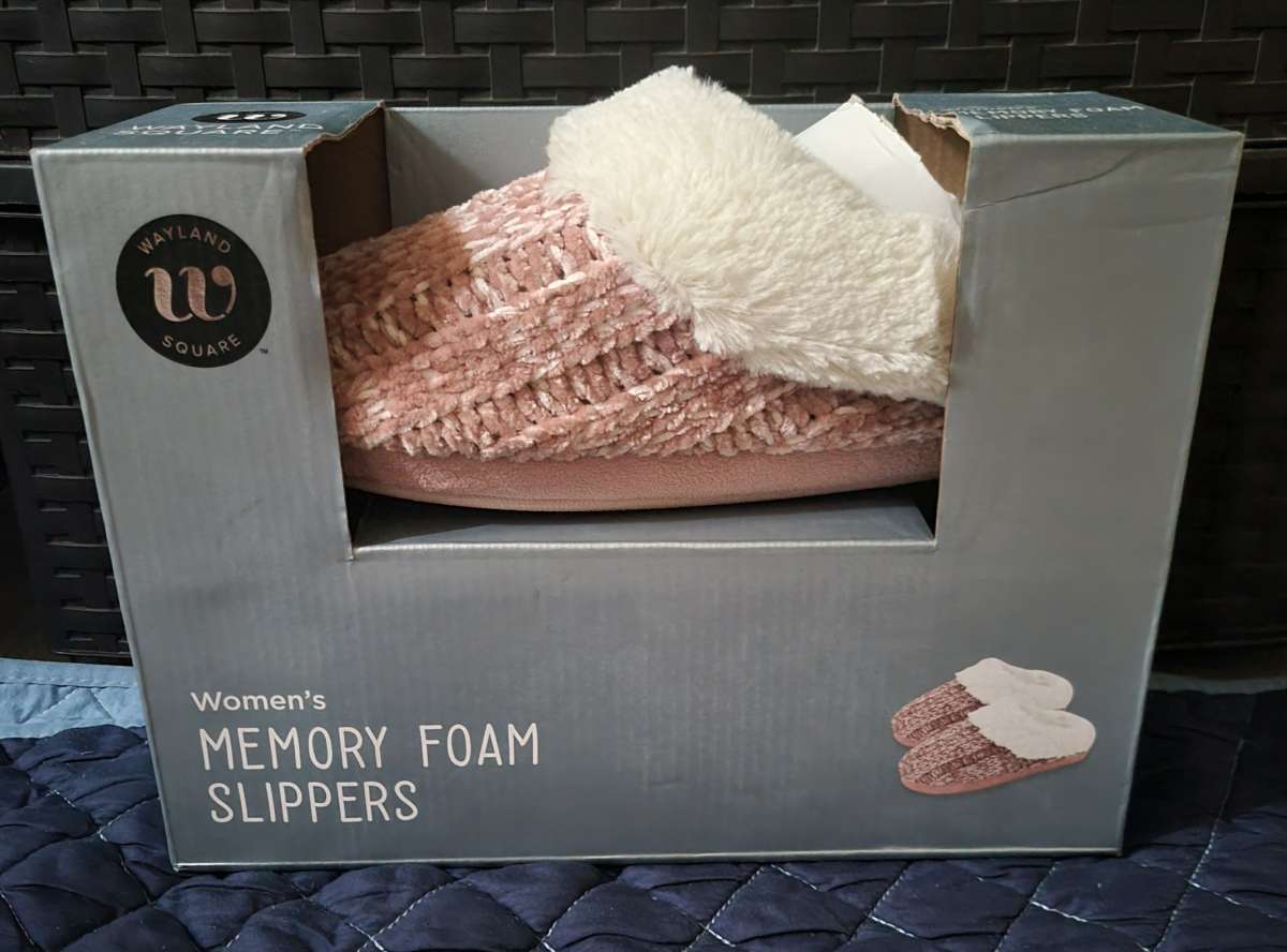 memory foam slippers