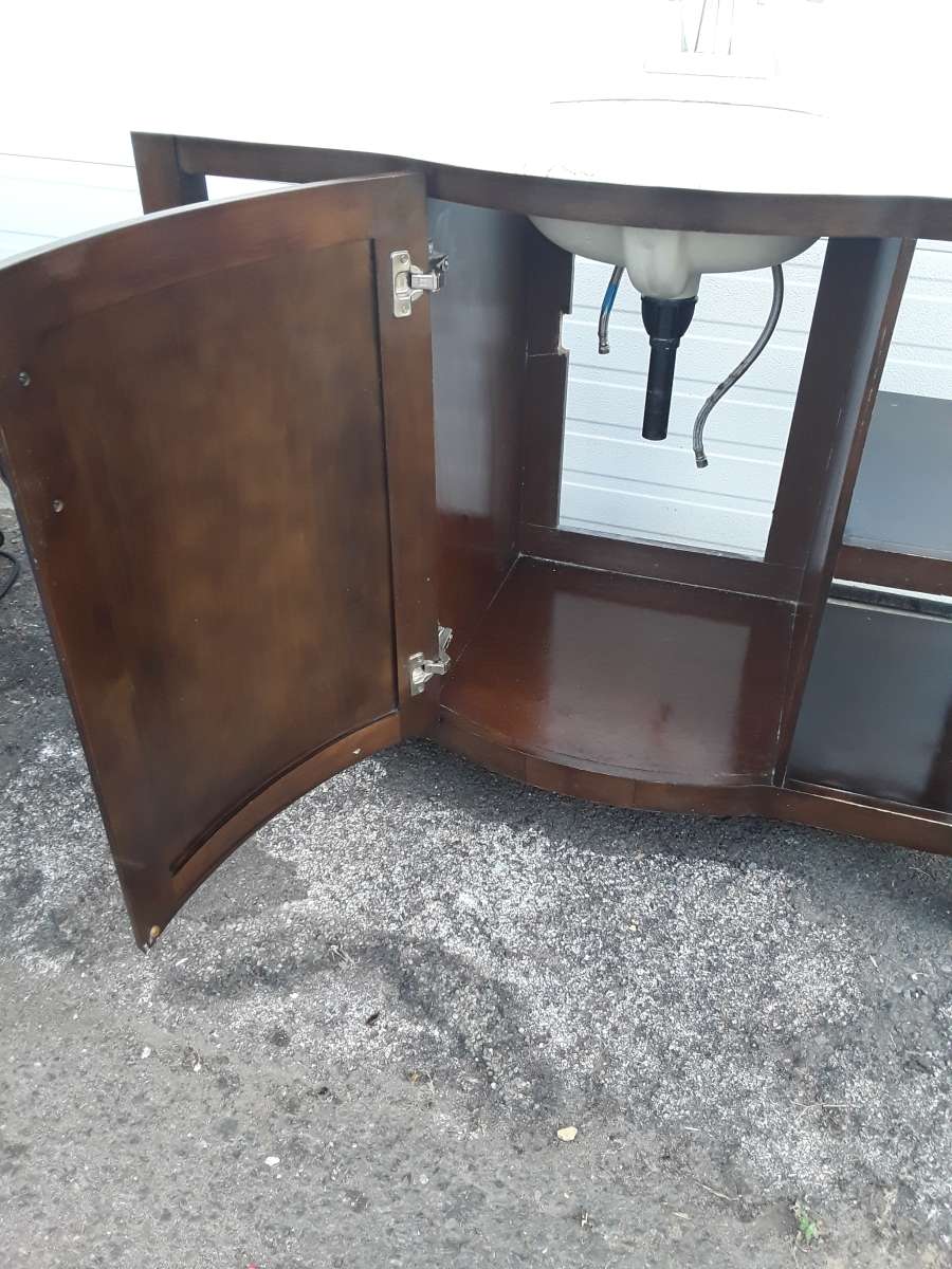 Nice Bathroom Vanity with Moen Faucet Very Clean Like New