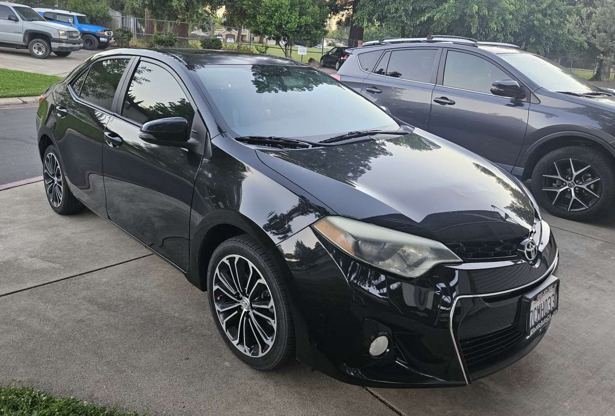 2014 Toyota corolla S