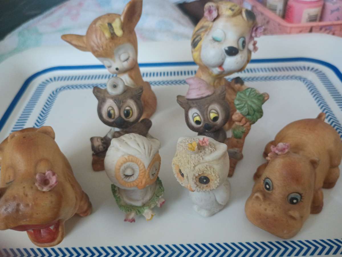 Eight adorable ceramic Nicnacks from Yosemite National Park