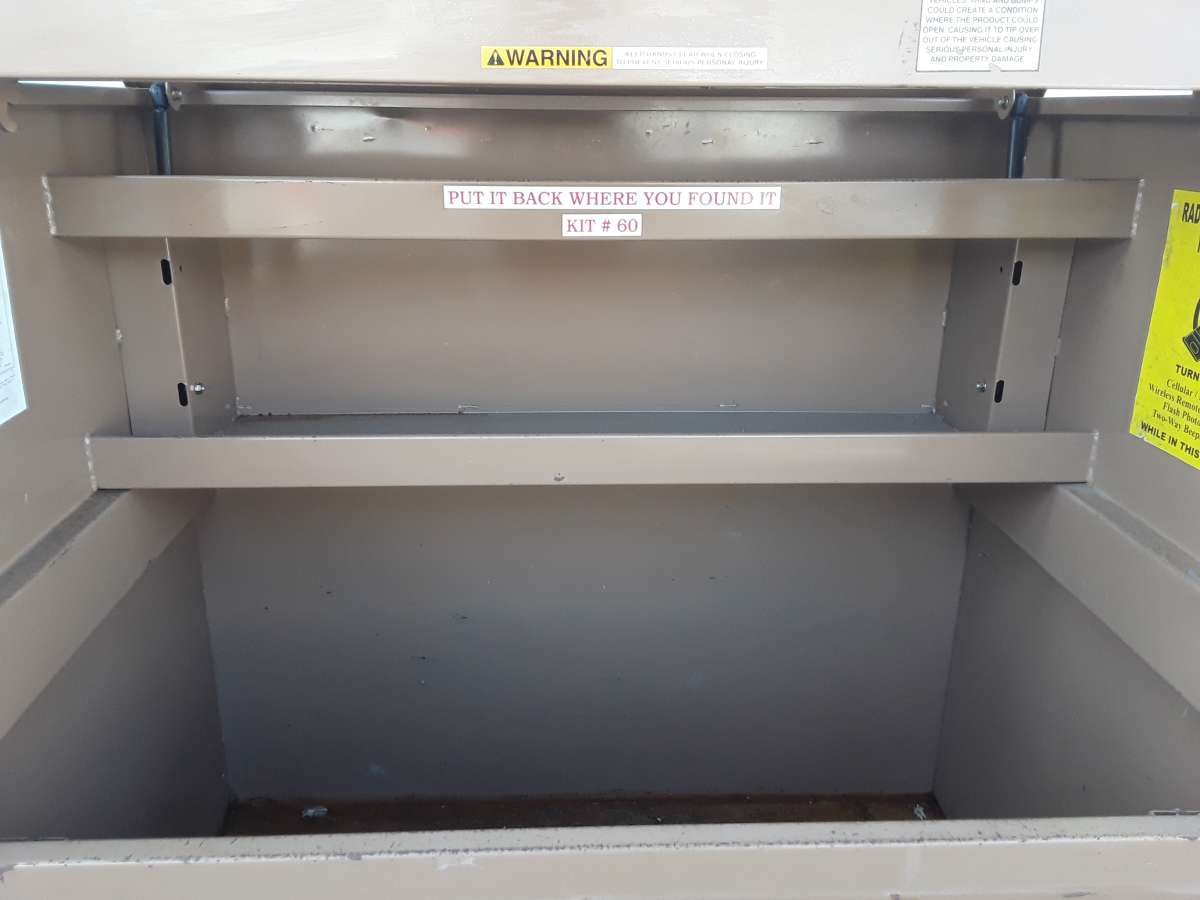 Nice HD Knaack Gang Box and HD Caster Wheels OEM Like New