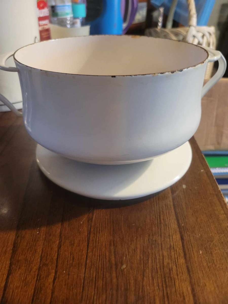 Vintage pot