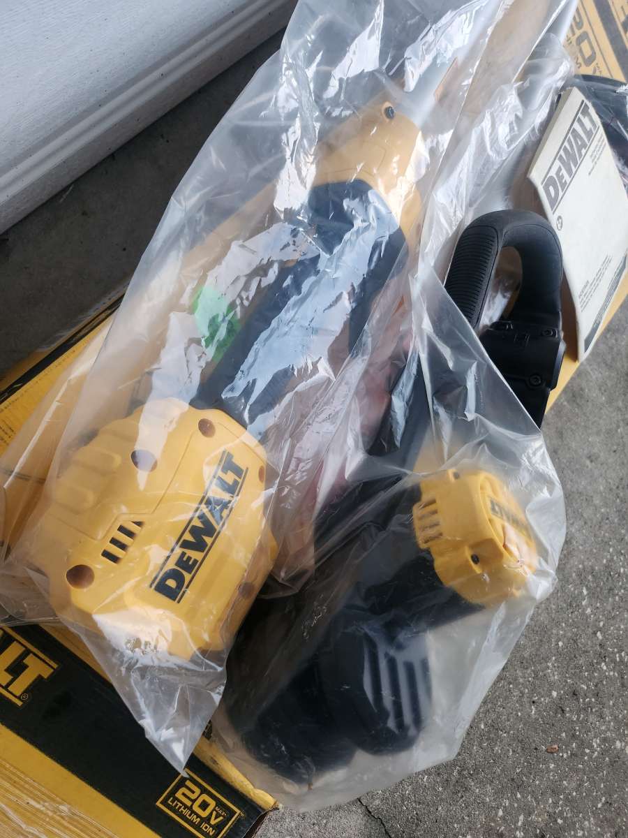 Dewalt 20v String Trimmer Kit BRAND NEW