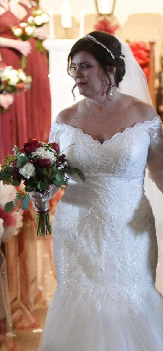 Davids Bridal Wedding Gown