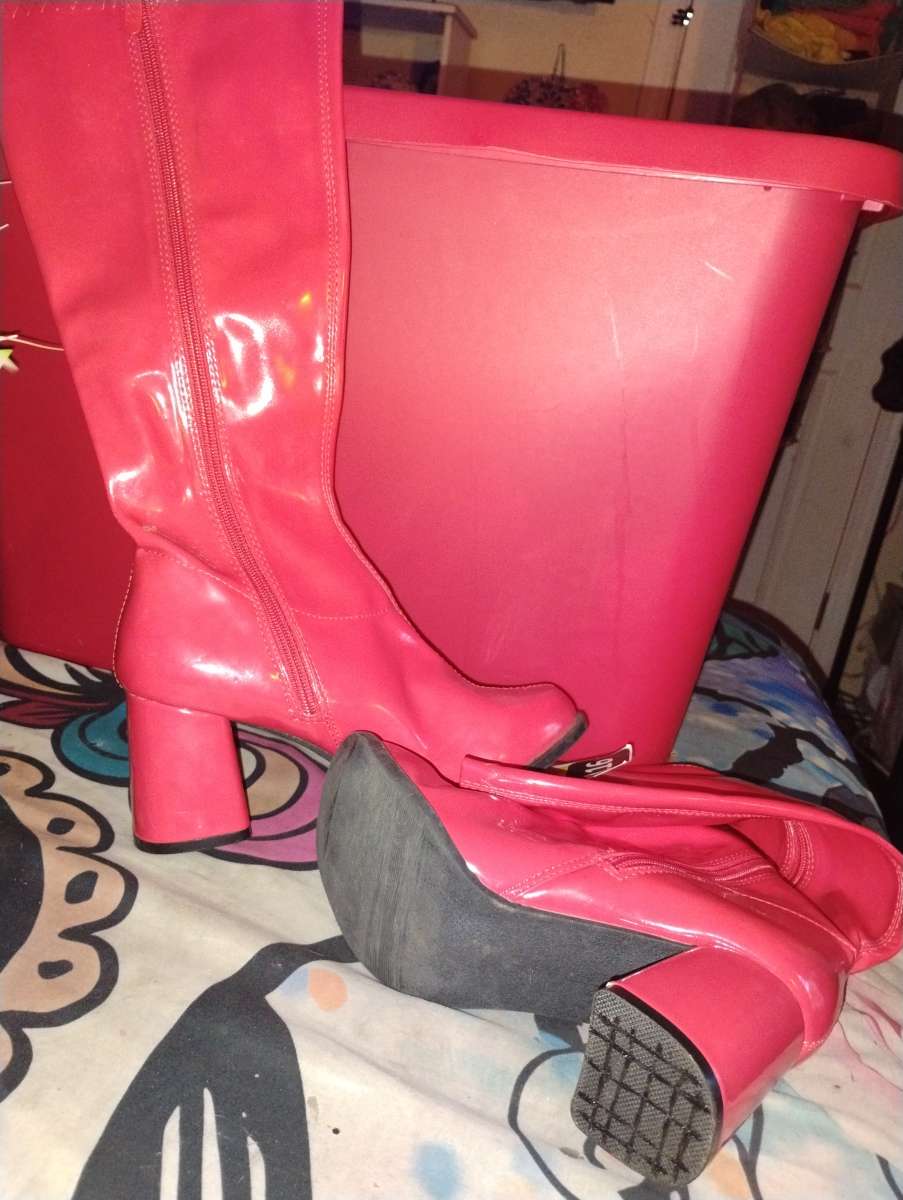 new Red Gogo boots
