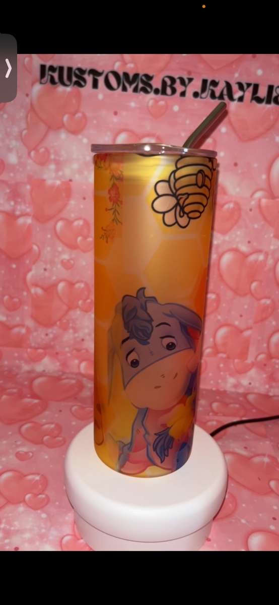 Winnie the Pooh frosted glass tumbler