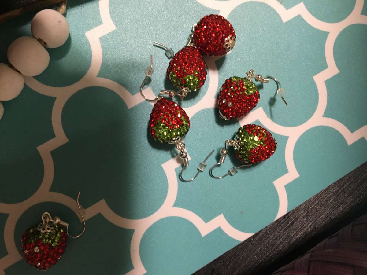 sweet summertime strawberry earrings