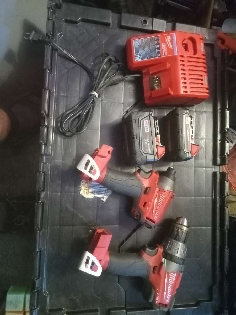 Milwuakee Impact  Driver Tool Kit Combo