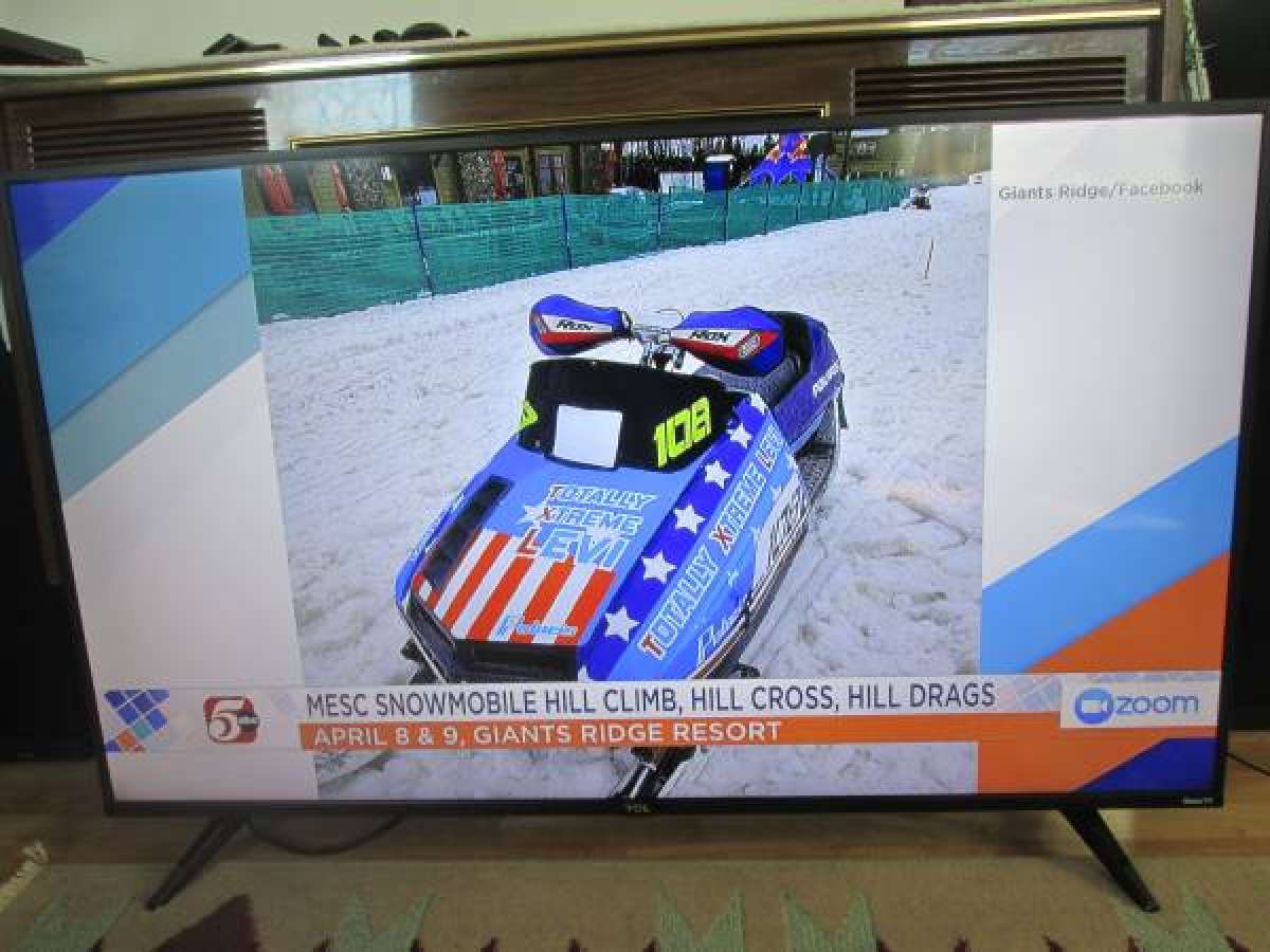 TCL Roku TV 4K  49 inches