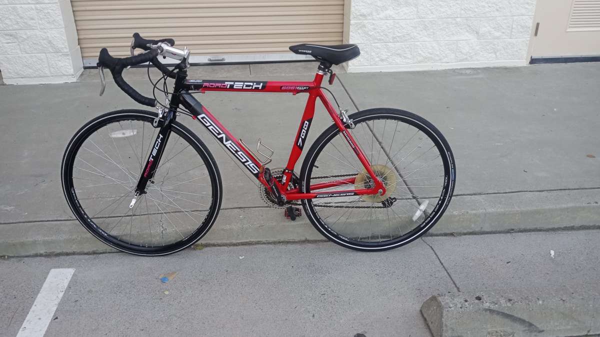 the bike Genesis 6061 model 32744
