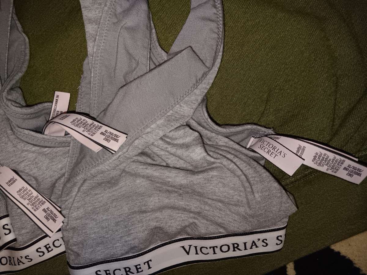Victoria Secret Sportsbra