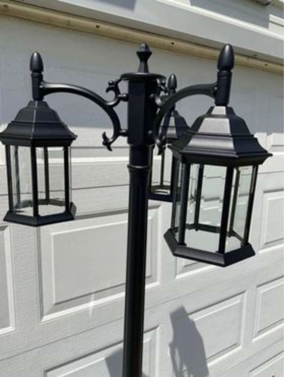 Harbor Breeze 3 Light Lamp Post