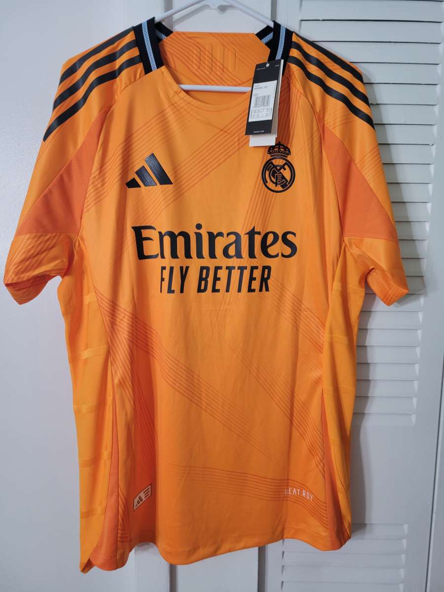 Real Madrid Jersey Soccer 2025 Player Version Size L XL