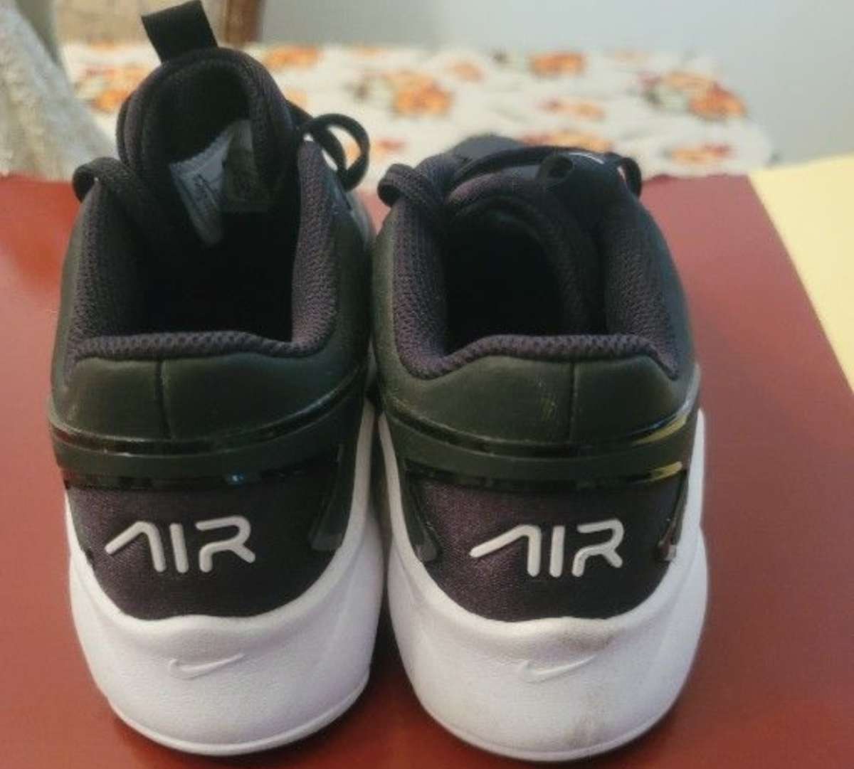 KIDS NIKE BIG KID AIR MAX INTRLK RUNNING SHOES