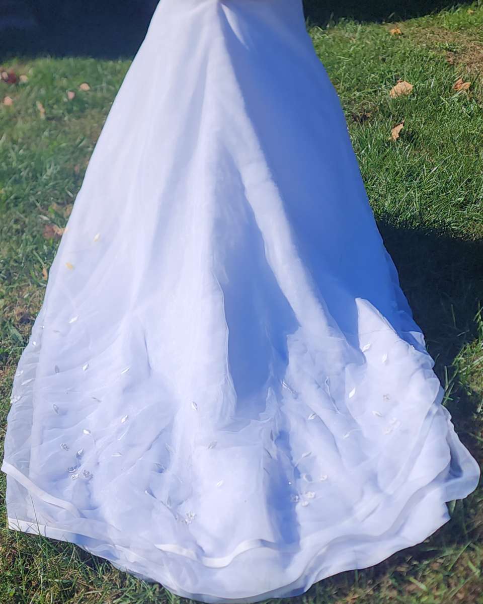 wedding dress