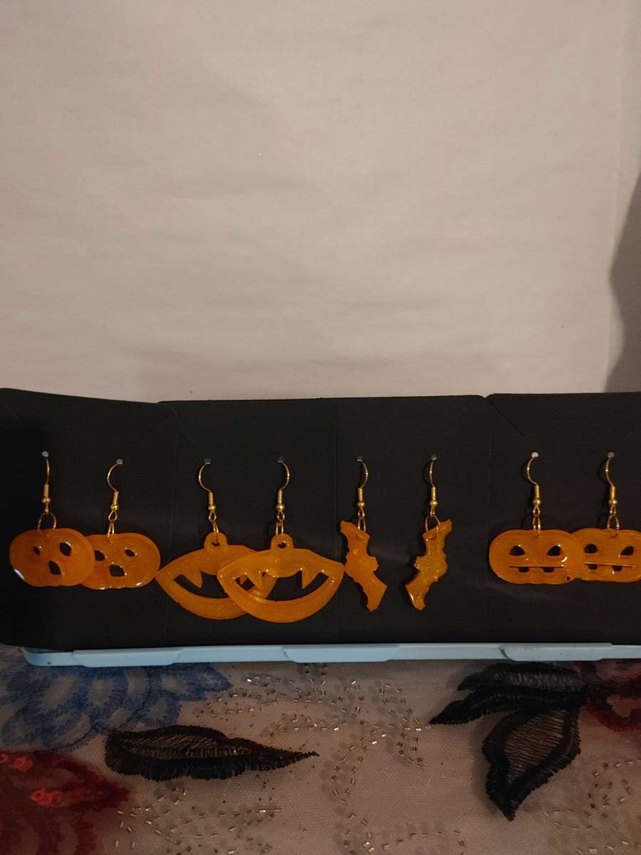 Halloween key chains and earrings