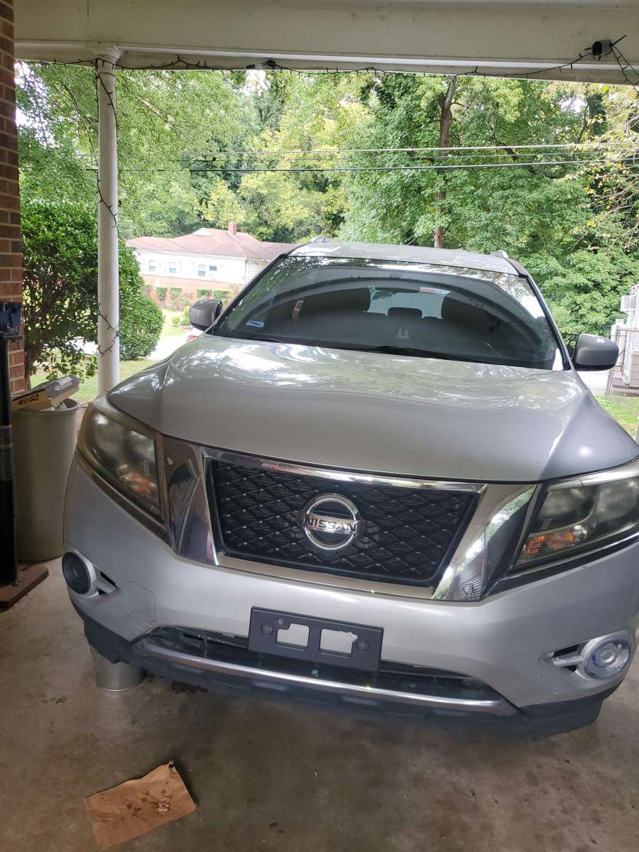 nissan pathfinder 2014