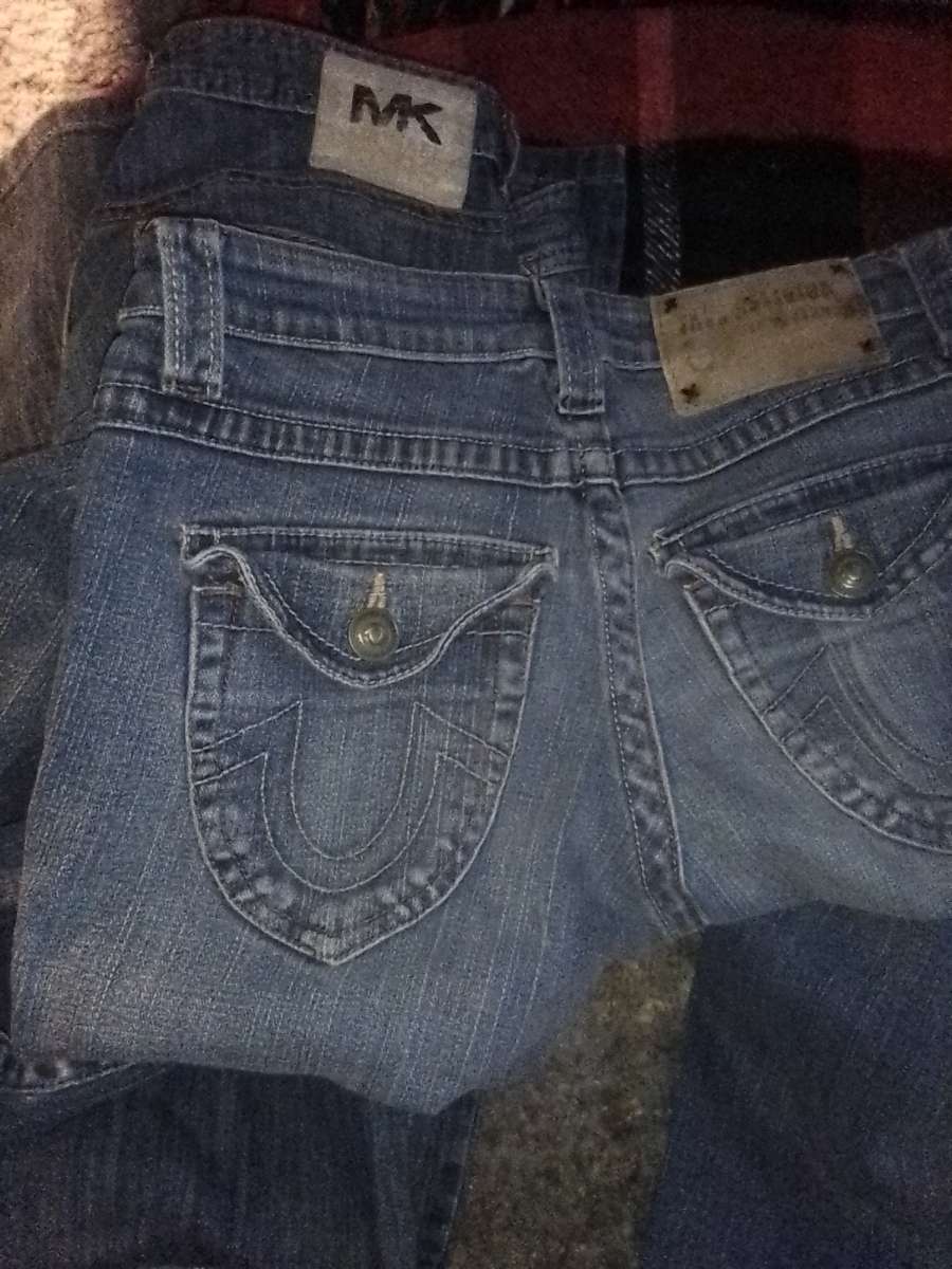 TRUE RELIGION JEANS SZ25