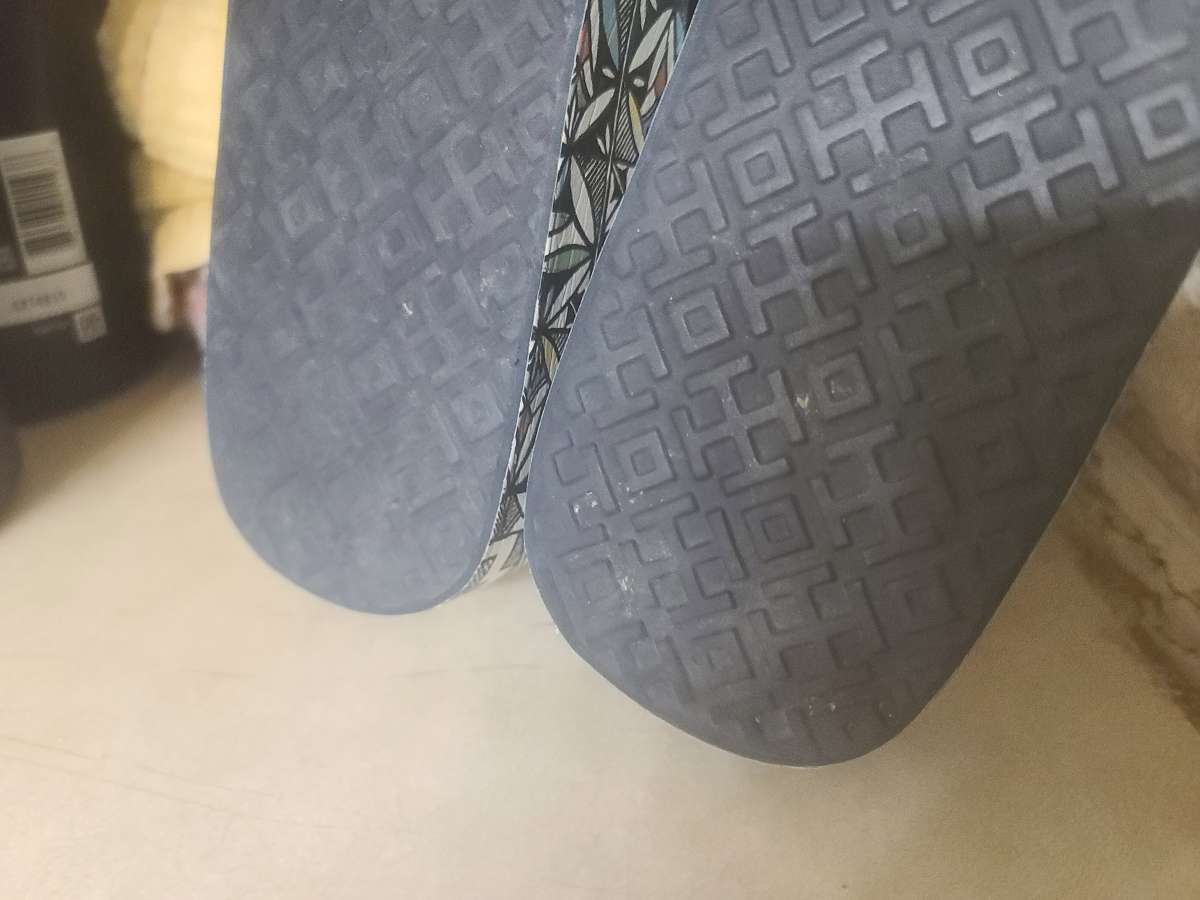 tory burch sandals size 8