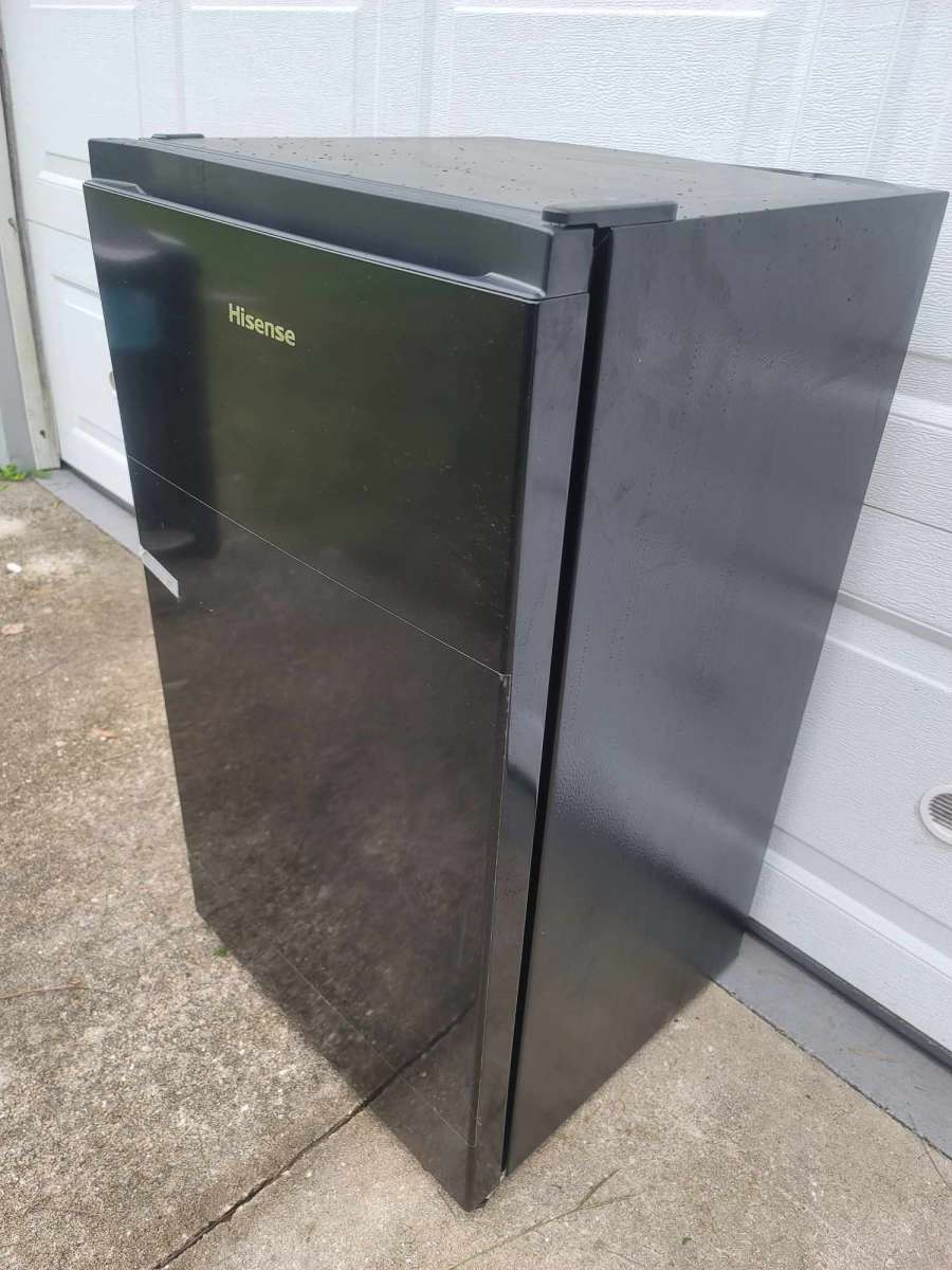 Hisense Mini Fridge