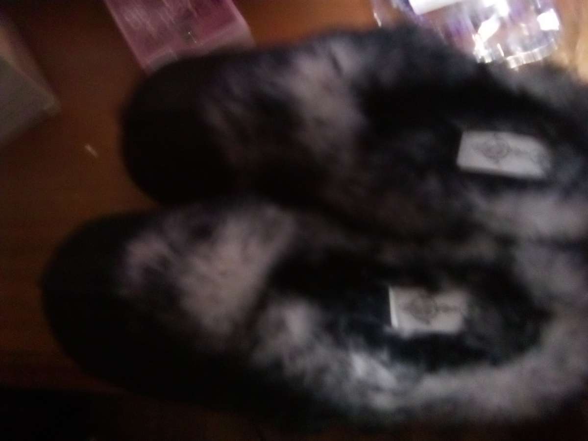 furry house shoes womens size 9 half