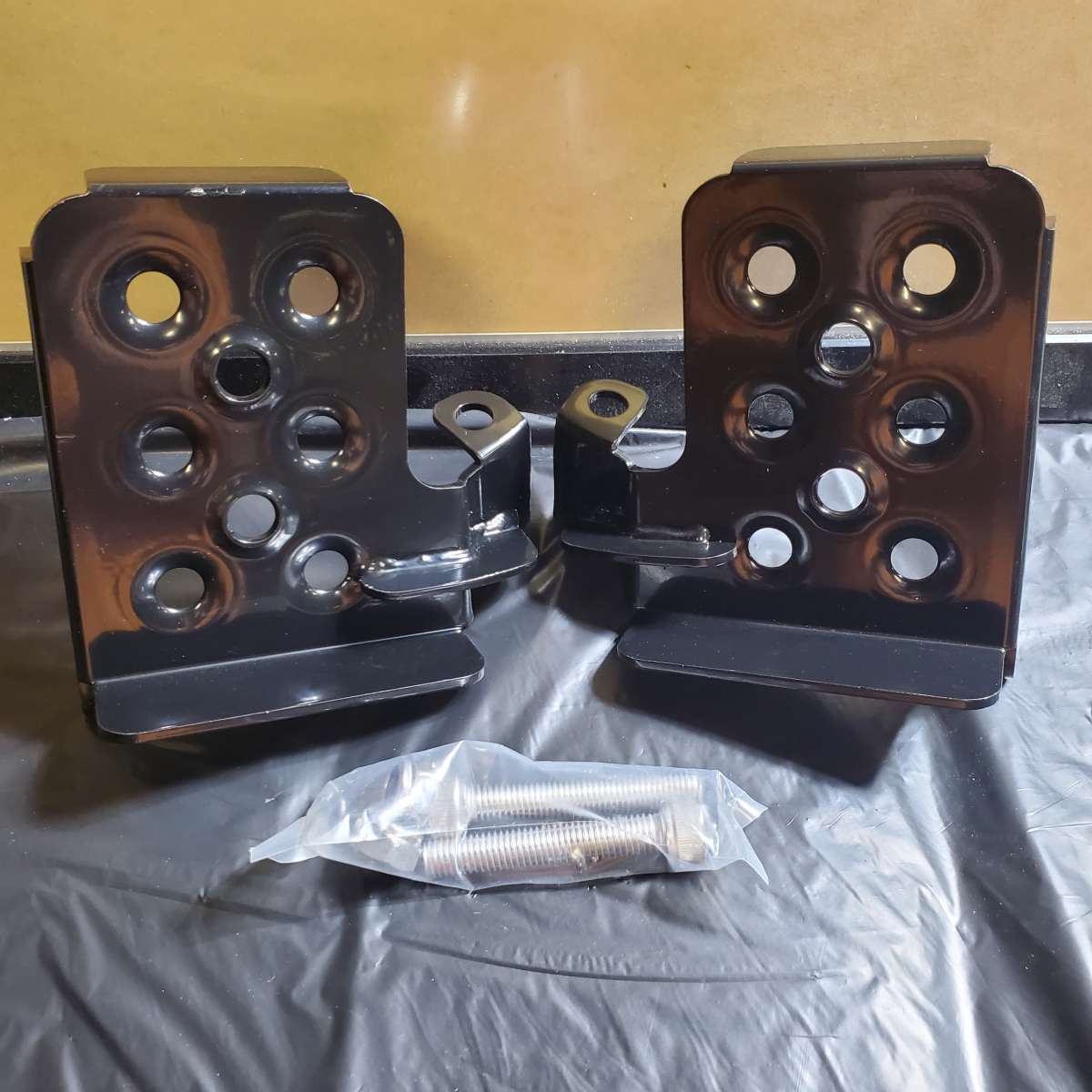 Jeep Front Foot Pegs  Rests For 9706 TJ  RRR Auto