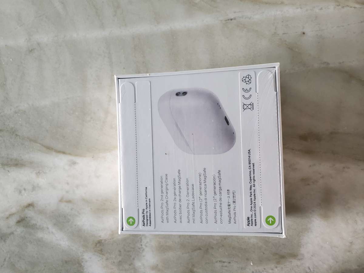 Apple AirPods 2nd Generation