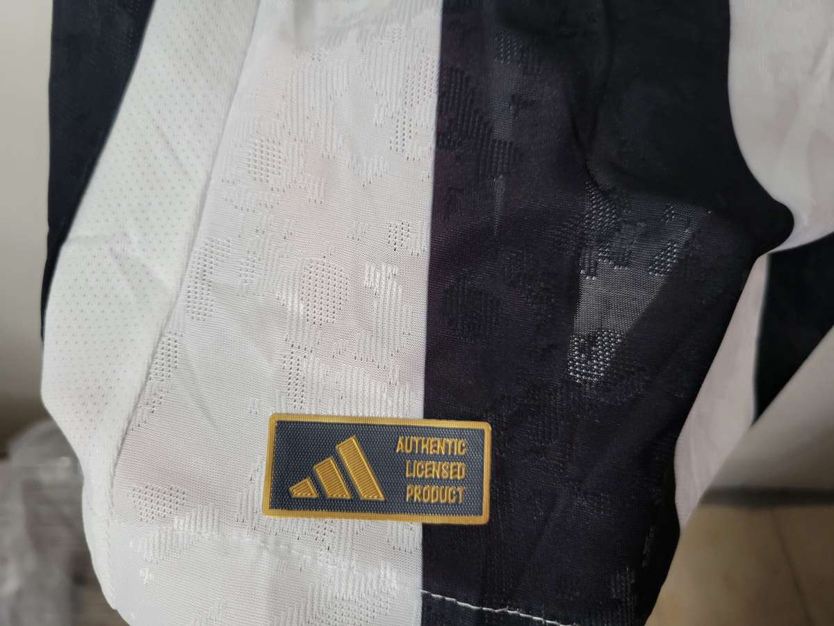 Juventus Jersey Soccer 2025 Fan Version Size L Chiesa