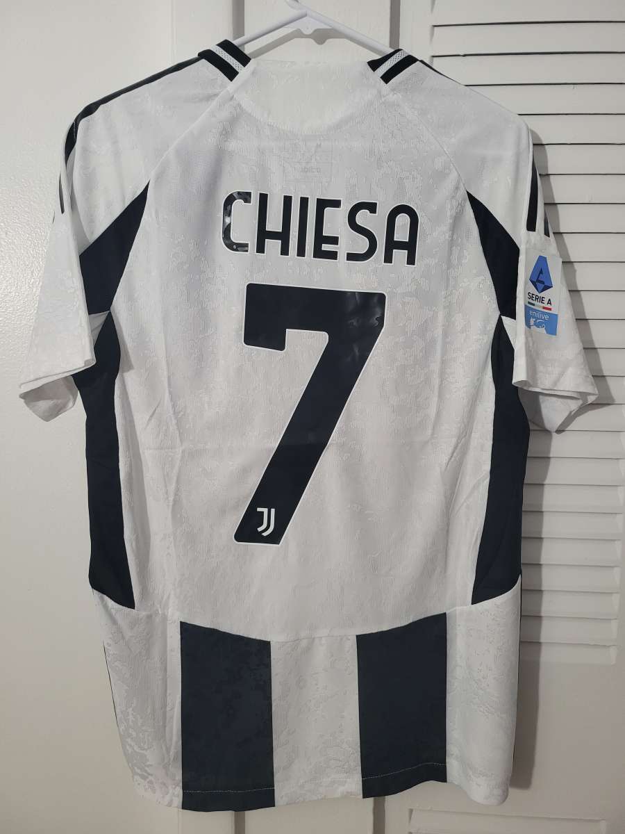 Juventus Jersey Soccer 2025 Player Version Size M XL Chiesa