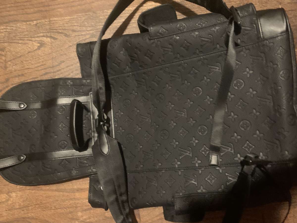 LV BOOKBAG