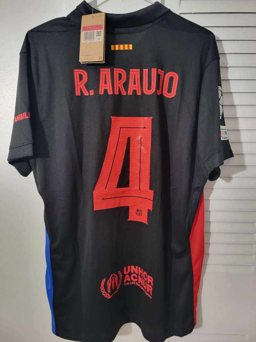 FC Barcelona Jersey Soccer 2025 Fan Version Araujo