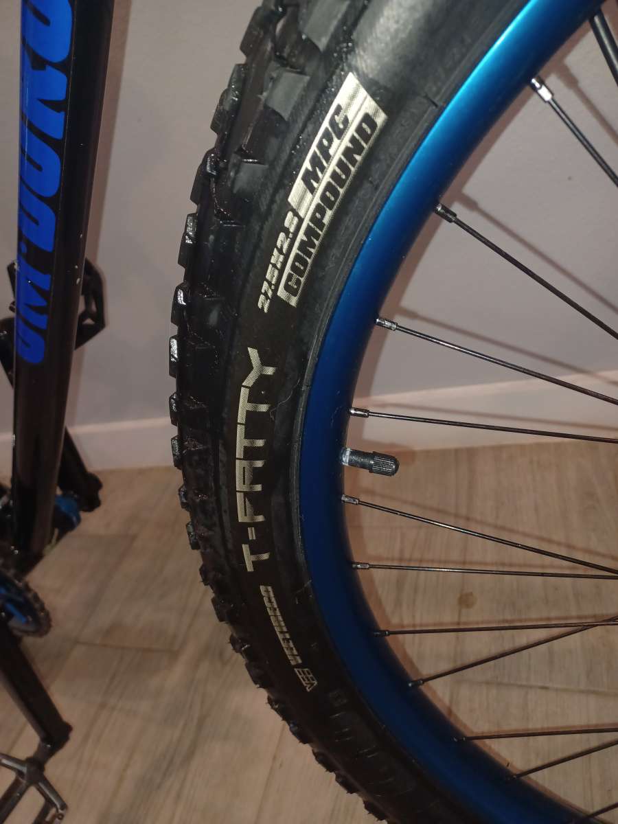 SE Racing OM DURO  XL 275