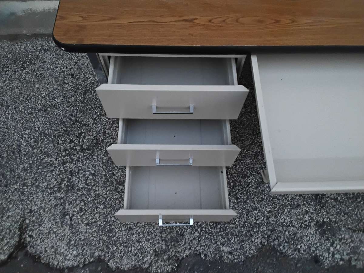 Nice Large Office Desk with 6 Drawers Like New